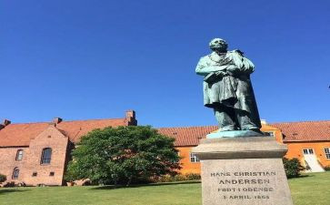 安徒生童话精选的读后感7篇