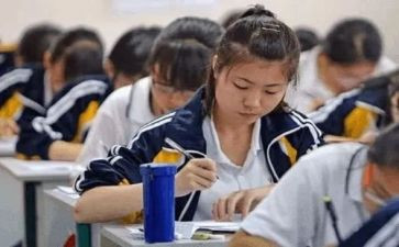 初中励志作文800字7篇