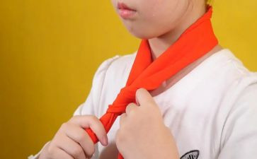红领巾更鲜艳作文5篇