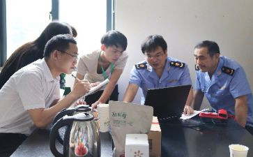 坚守类的作文参考7篇