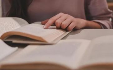 大学生读课外书调查报告5篇