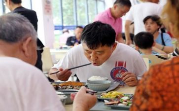 2024食堂年终个人总结8篇