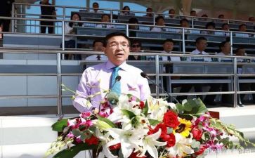 2024年校长年终述职报告参考7篇