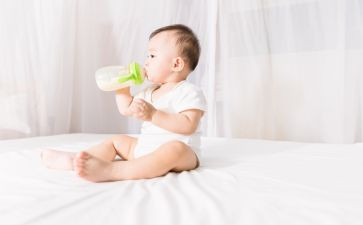 给小孩迁户口申请书模板8篇