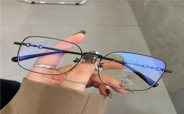 眼镜店销售工作总结7篇